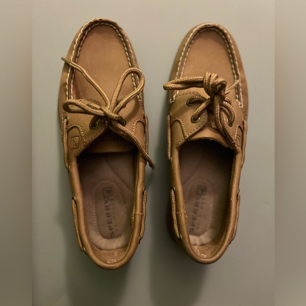 SPERRY boat shoes